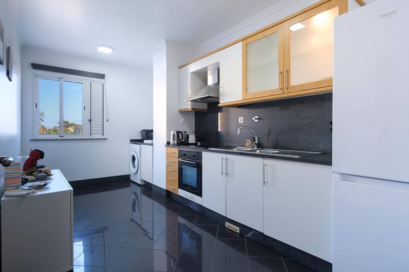 Foto 12 von 38: Ferienwohnung für 4 Personen mit Terrasse