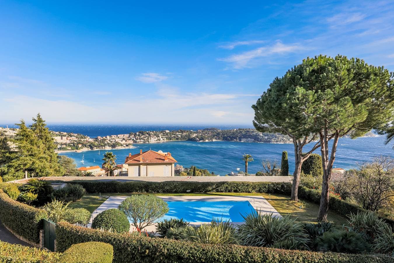 Le California 3 By Riviera Holiday Homes 1