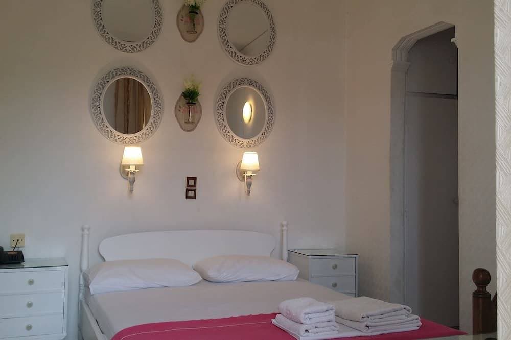 Foto 4 von 20: Zweibettzimmer vor dem Strand von Agia Marina