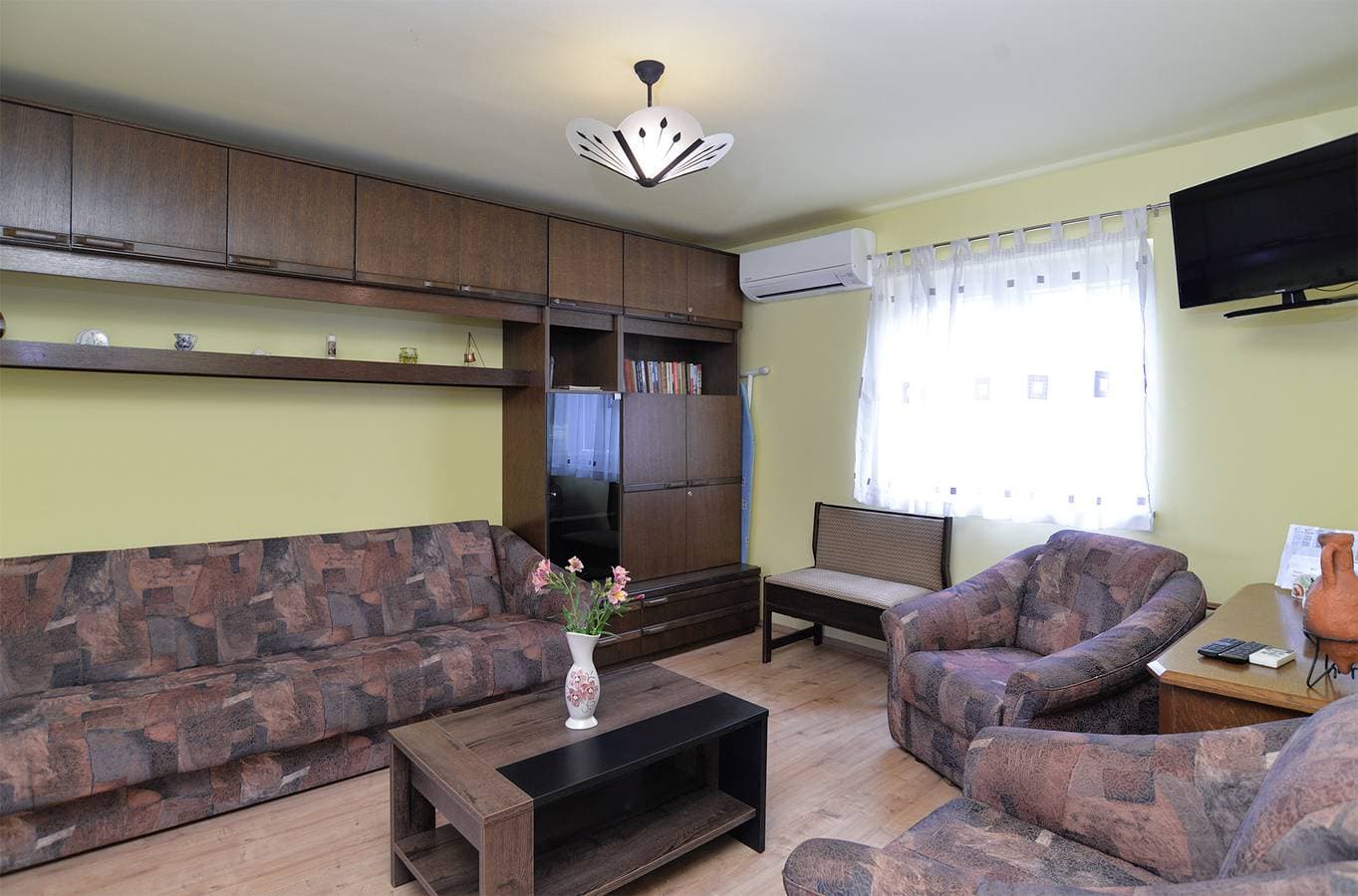 Foto 11 von 24: Ferienhaus für 5 Personen mit Balkon/Terrasse