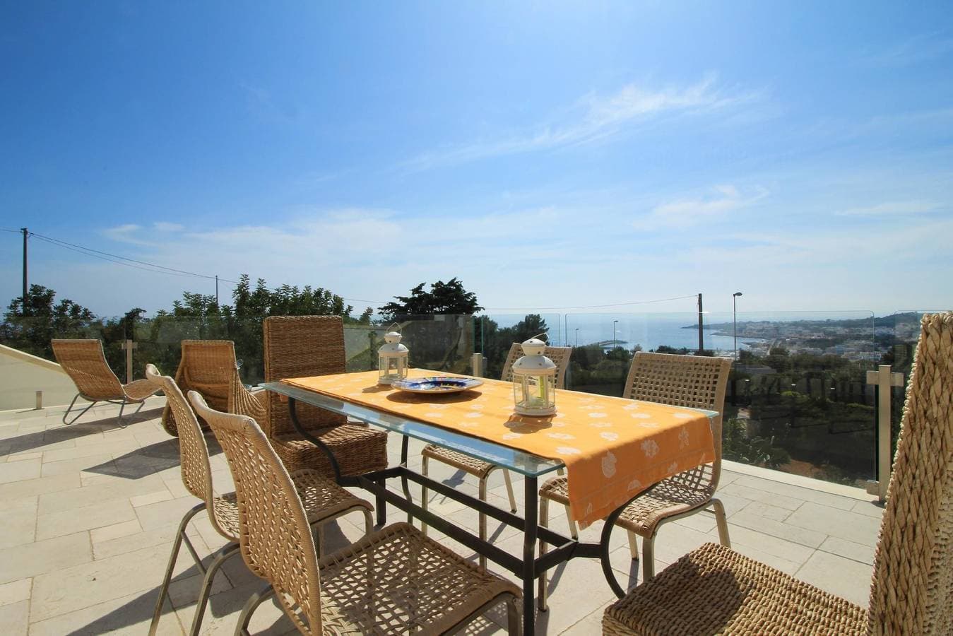 Foto 2 von 24: Villa für 10 Personen mit Garten