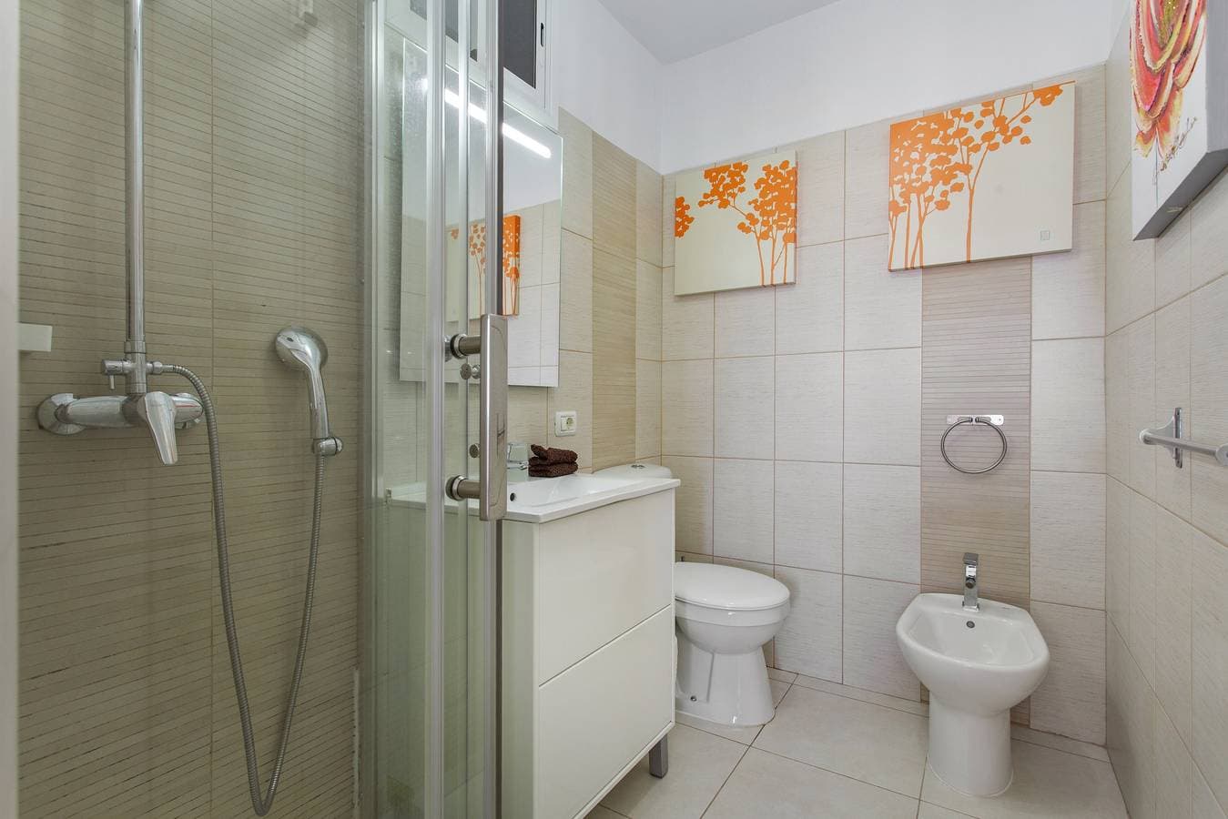 Foto 10 von 30: Ferienwohnung 'Lovely Nice Los Cristianos' mit Meerblick, Gemeinschaftspool und WLAN