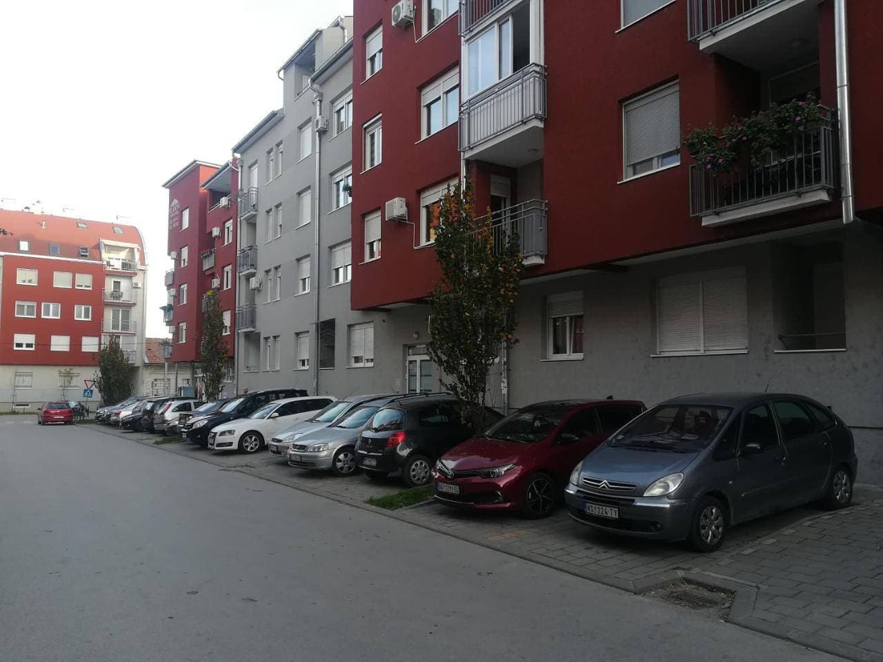 Foto 9 von 28: One-Bedroom Apartment