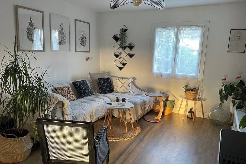 90m3 air-conditioned villa with garden and private outdoor kitchen Borgo 1