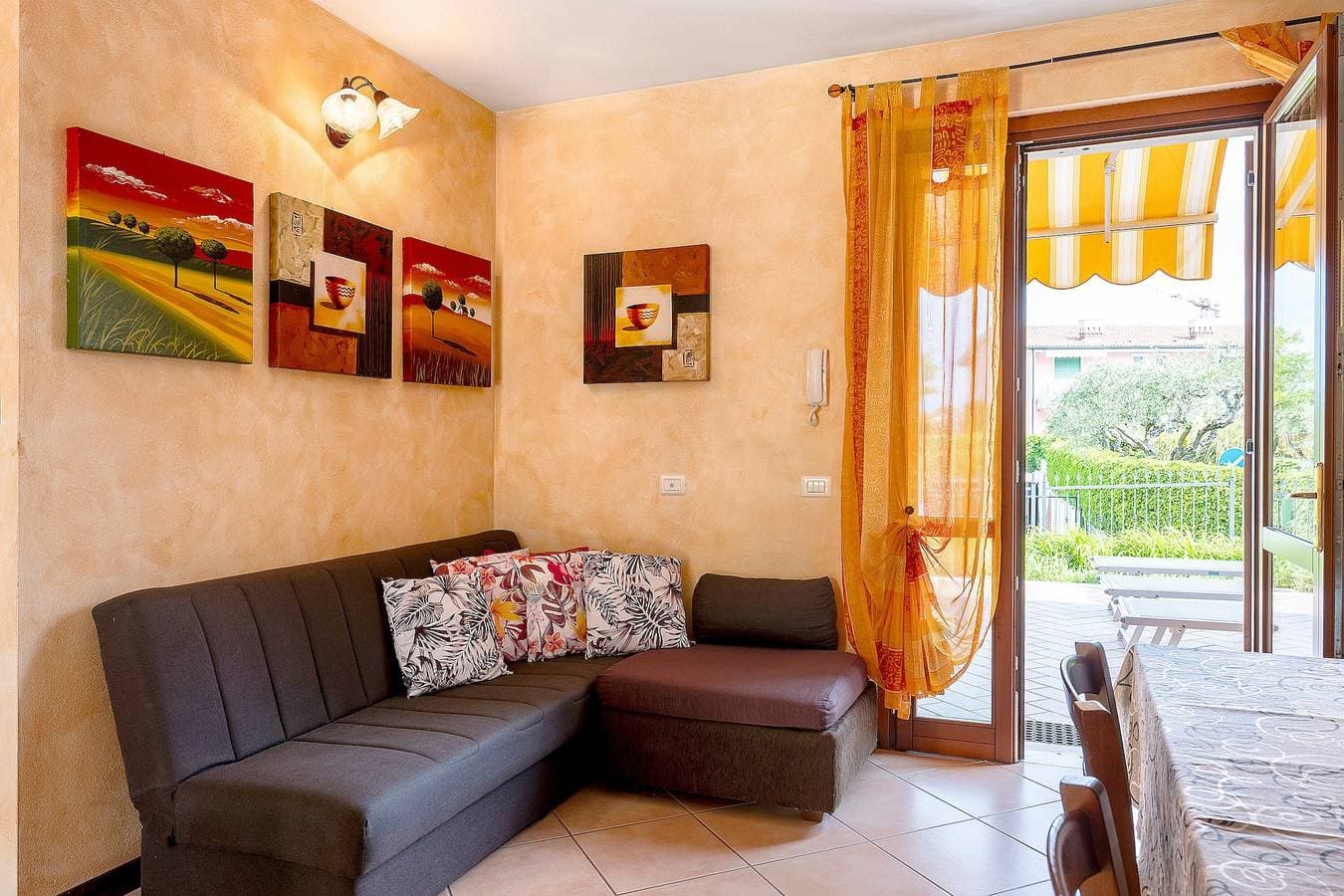 Foto 13 von 34: Appartamento Gigli mit Garten, Gemeinschaftspool, WLAN und Klimaanlage
