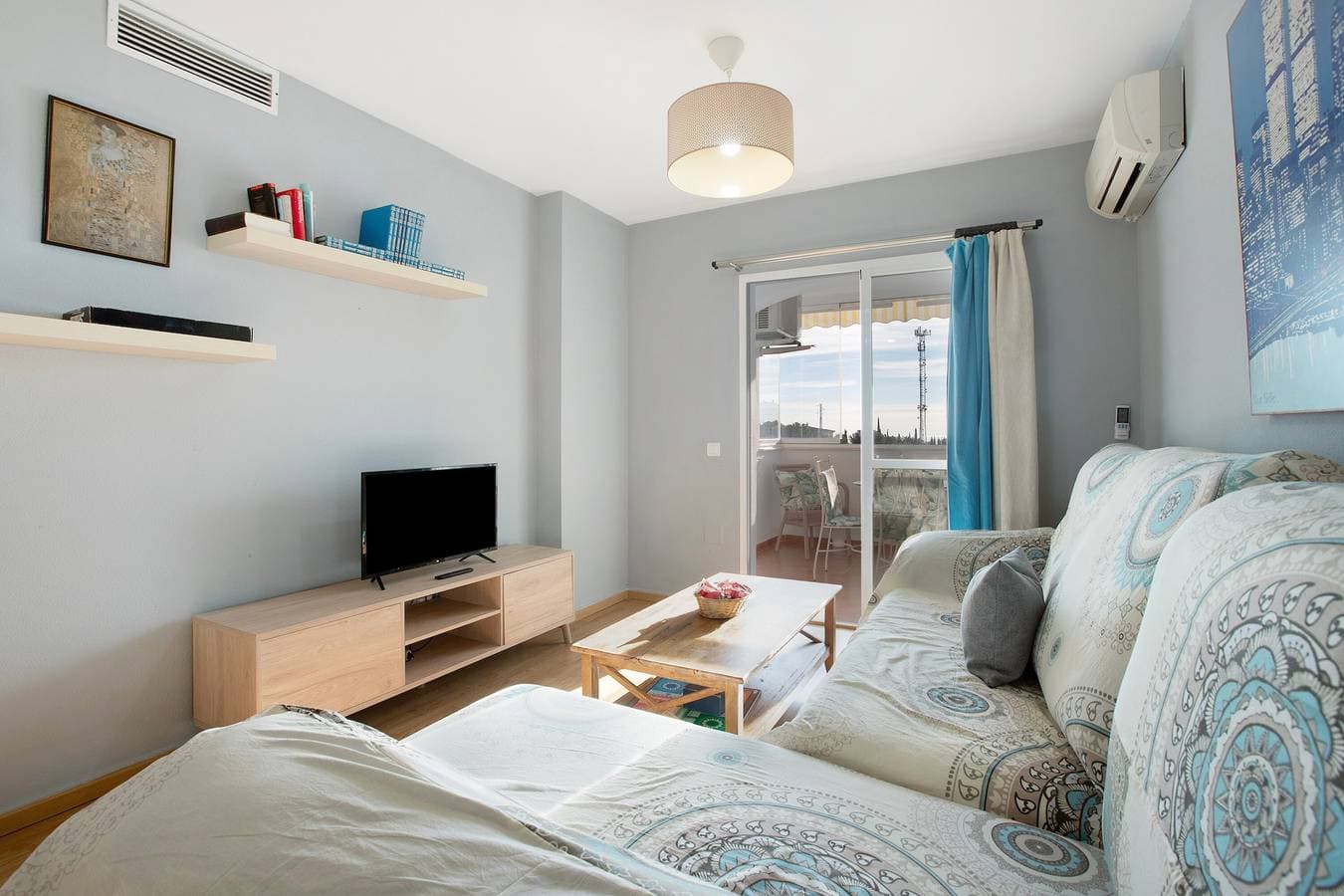 Foto 4 von 34: Ferienwohnung 'Benalmarina' mit Gemeinschaftspool, WLAN und Klimaanlage