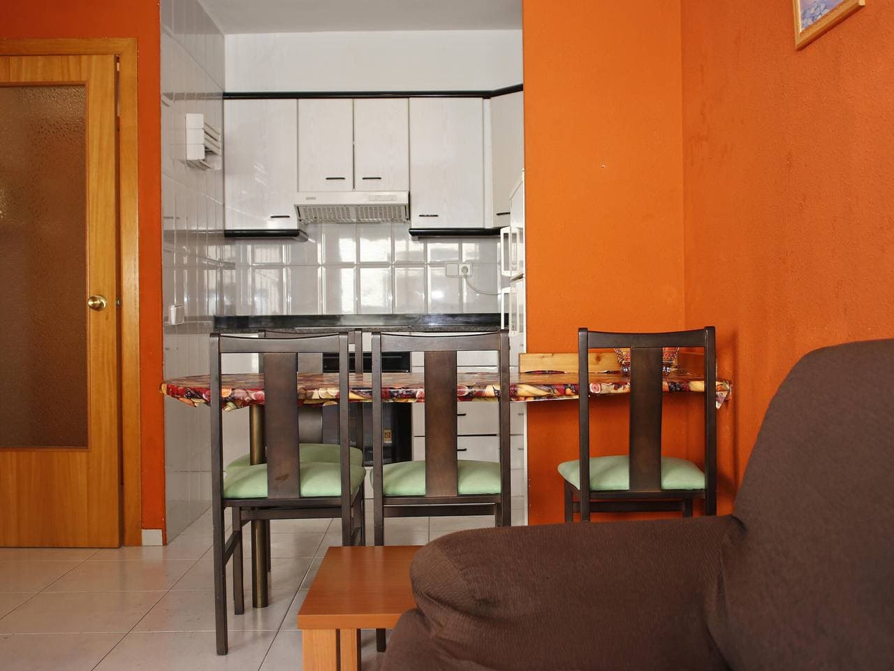 Foto 9 von 22: Wohnung mit 2 Pools und Gemeinschaftsgarten