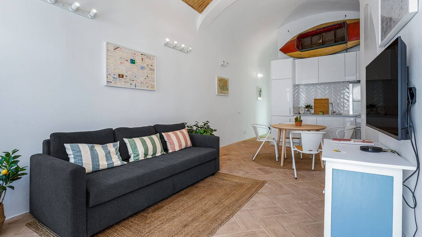 Foto 7 von 31: Ferienhaus für 4 Personen mit Pool