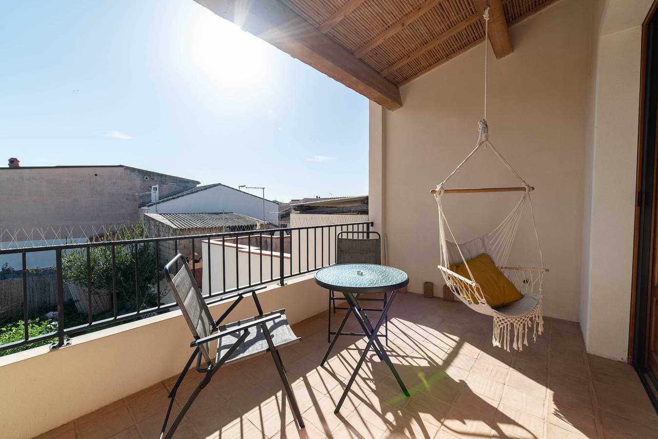 Foto 5 von 38: Casa Tharros Apartment Terrace
