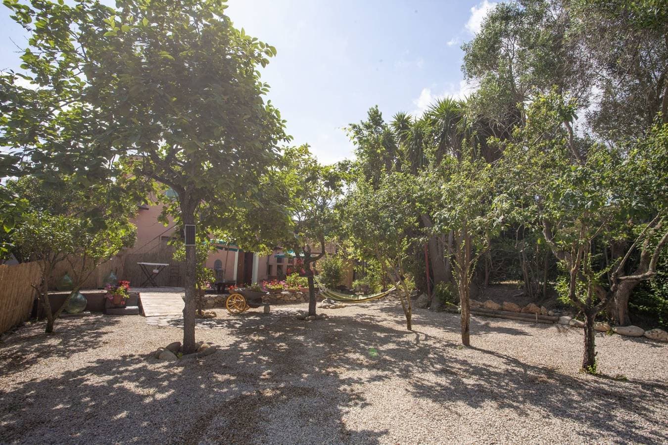 Foto 3 von 24: Ferienwohnung für 3 Personen mit Garten