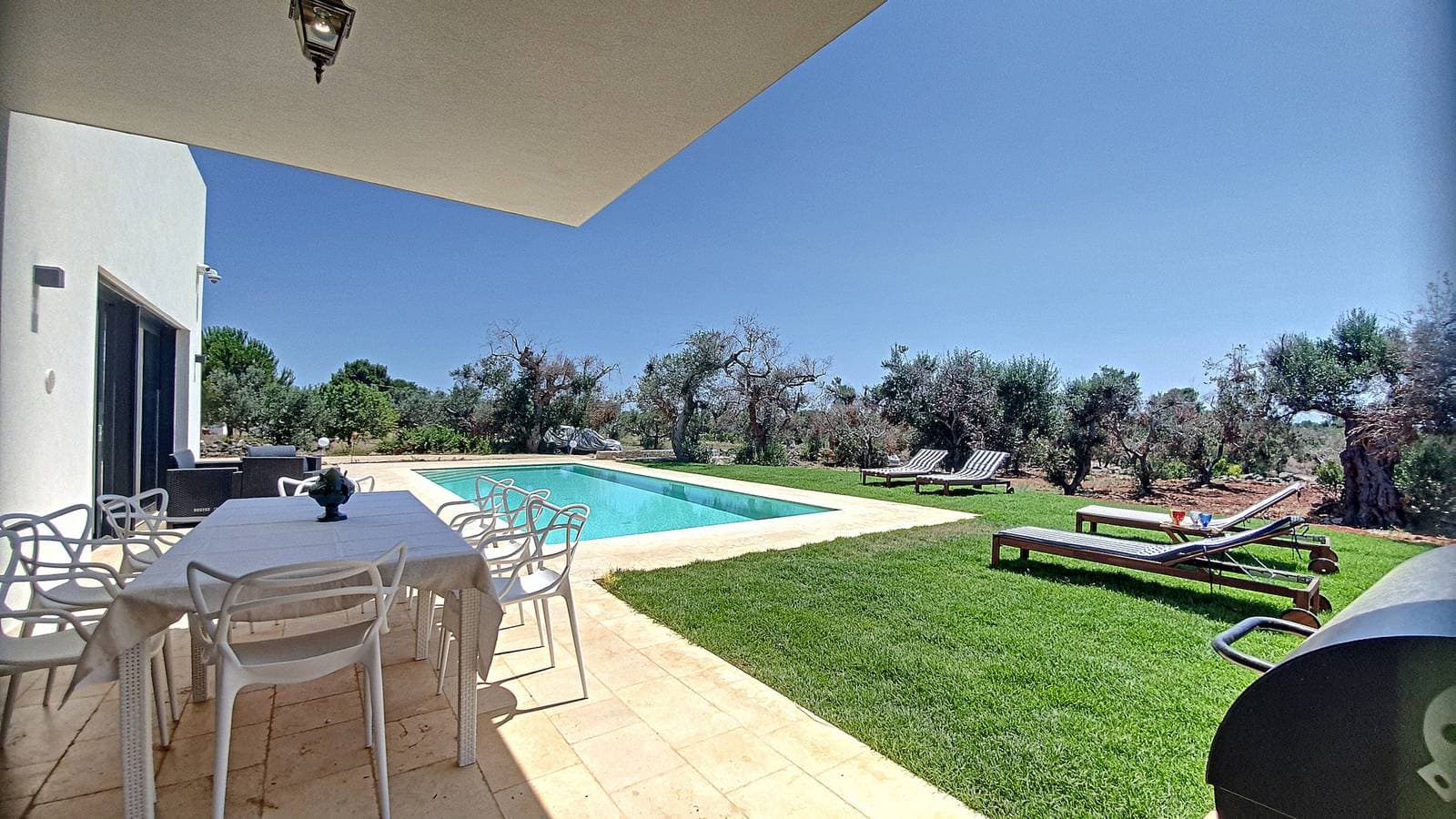 Foto 4 von 40: Moderne Traumvilla m. beheiztem Pool, 1km vom Meer