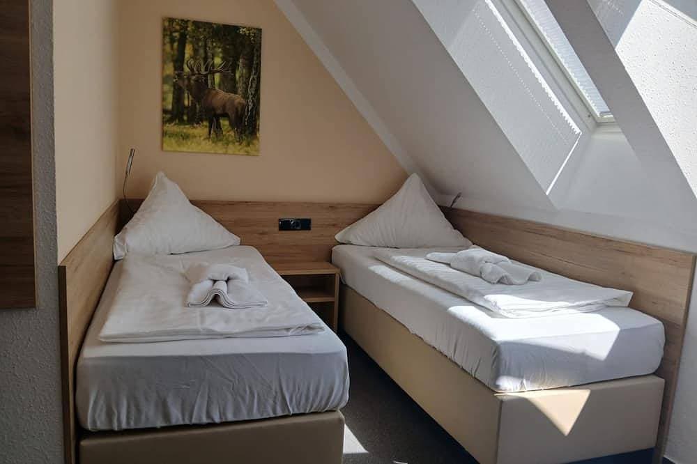 Foto 1 von 30: Zweibettzimmer - Hotel Harzresidenz