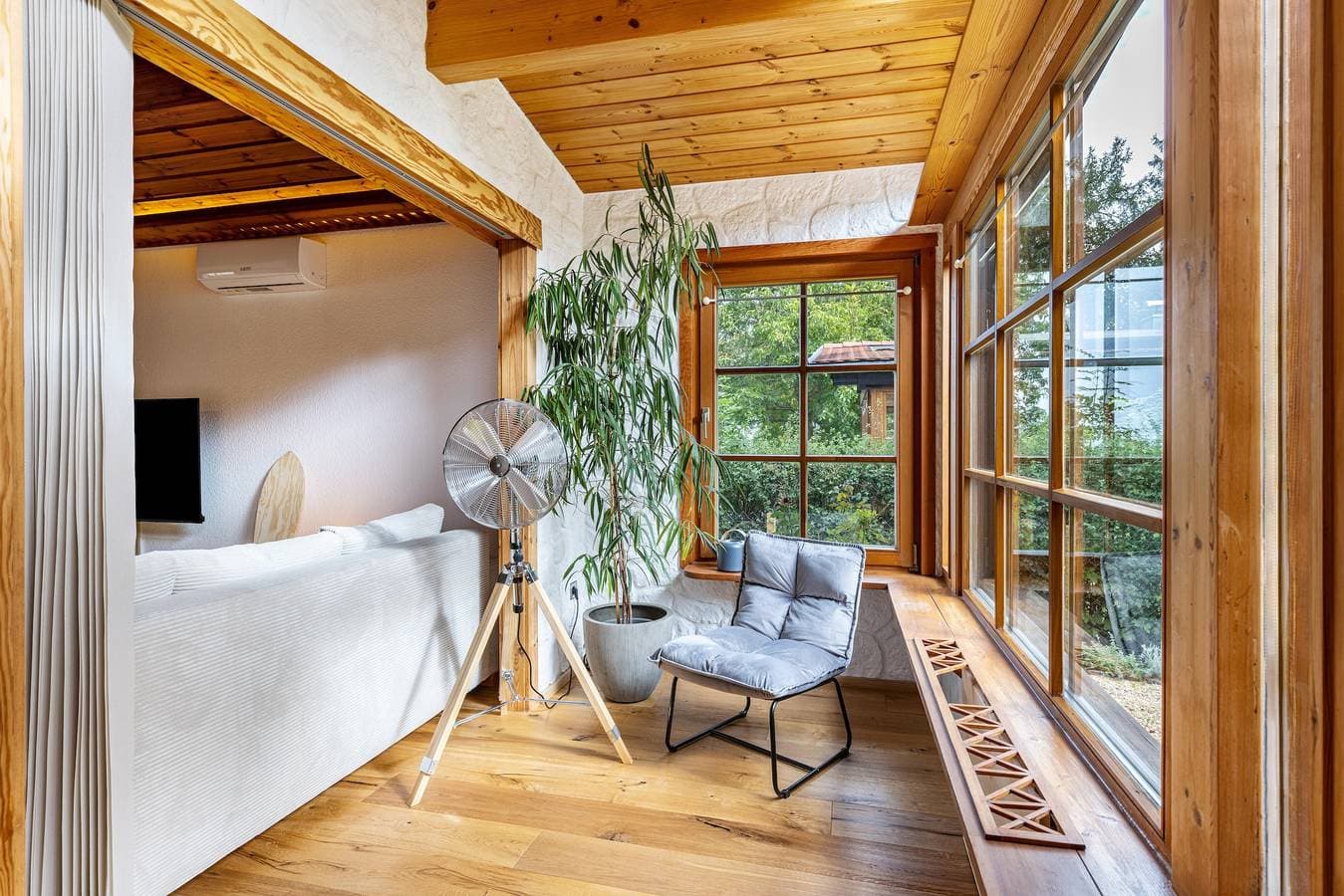 Foto 9 von 31: Ferienhaus 'La Casa Holzwiesen' mit privater Terrasse, privatem Garten und WLAN