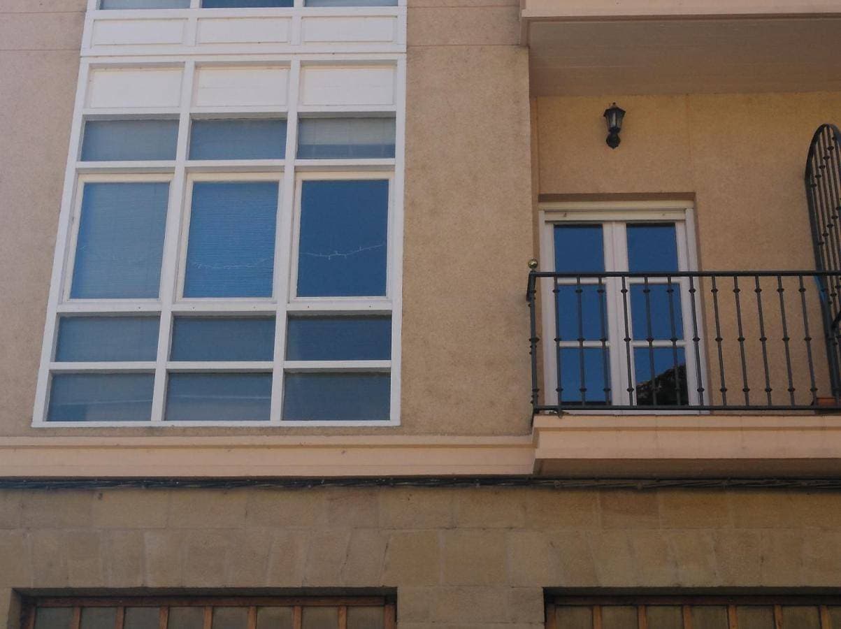 Foto 4 von 26: Three-Bedroom Apartment