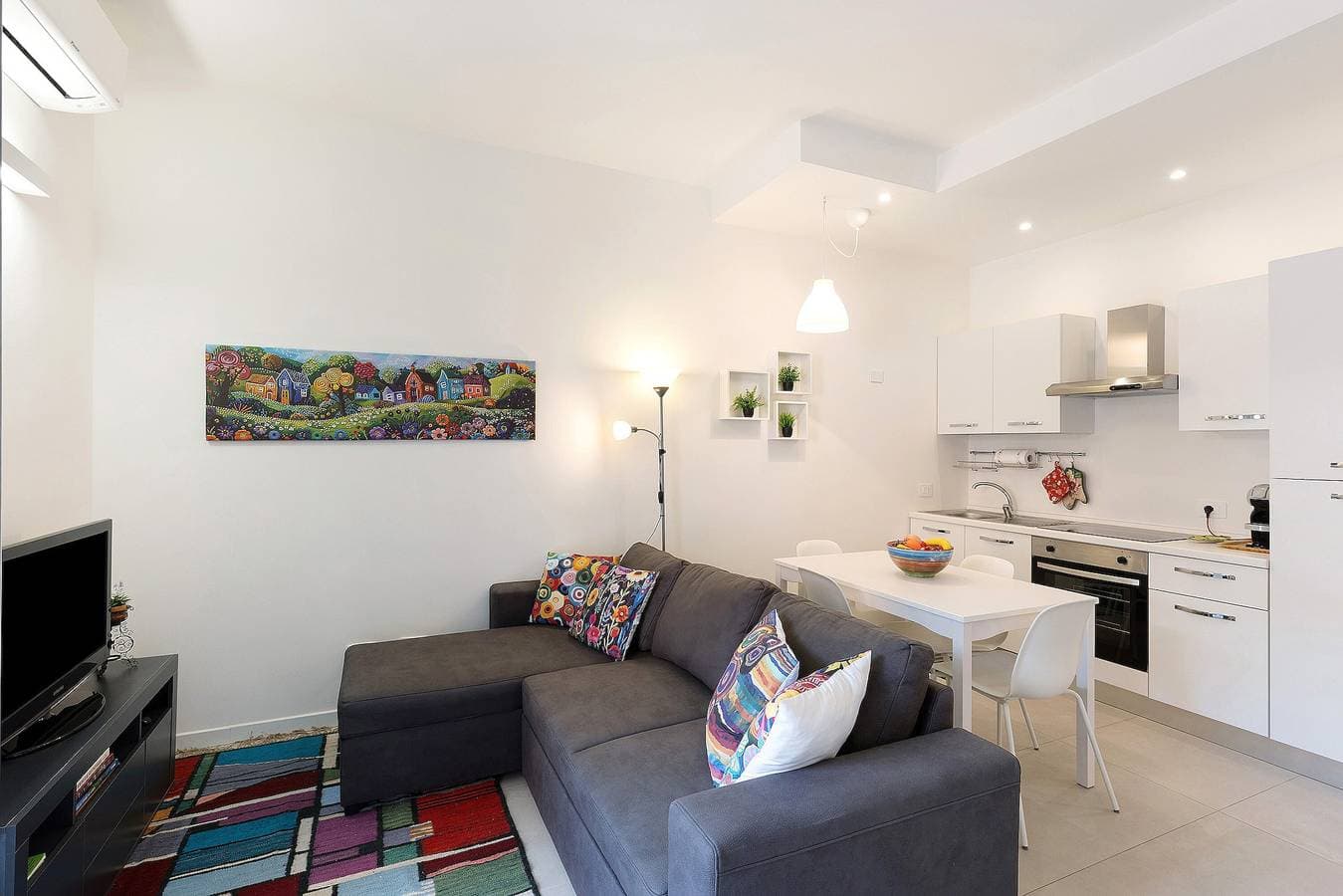 Foto 9 von 28: Apartment 'Bassini' mit Balkon, WLAN und Klimaanlage