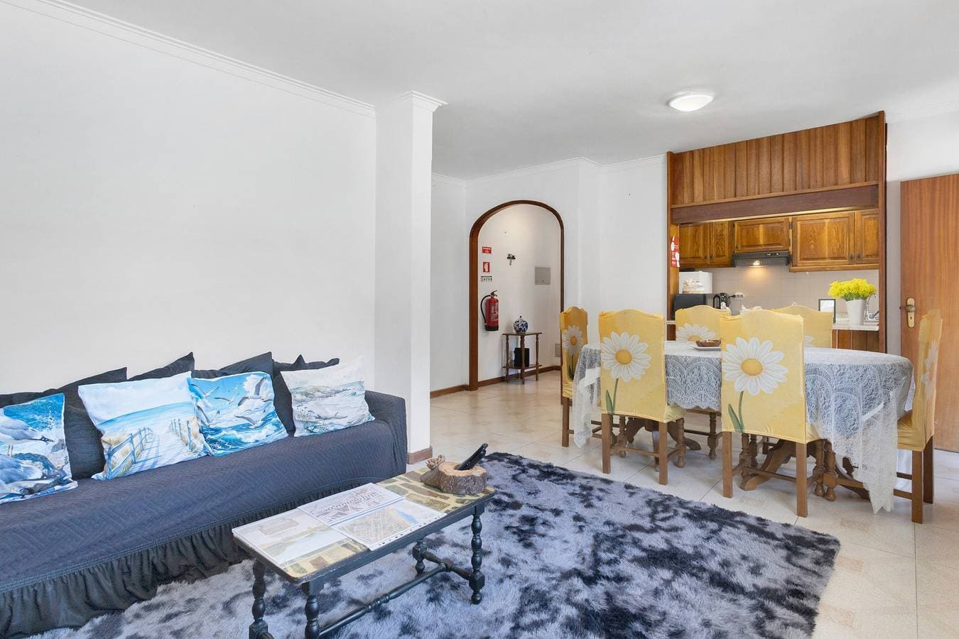 Foto 5 von 42: Apartment 'Cantinho da Mariana' mit privater Terrasse, Gemeinschaftsgarten und WLAN