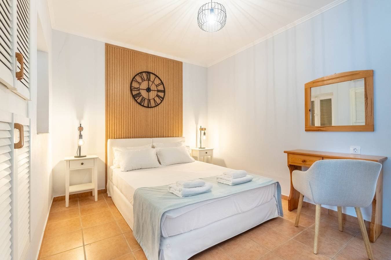 Foto 6 von 32: Villa 'Antipaxos Sunset House' mit Meerblick, WLAN und Klimaanlage