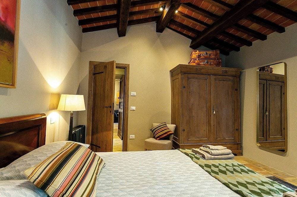 Foto 5 von 30: Elegante appartamento affacciato sulla piazza principale di Montone