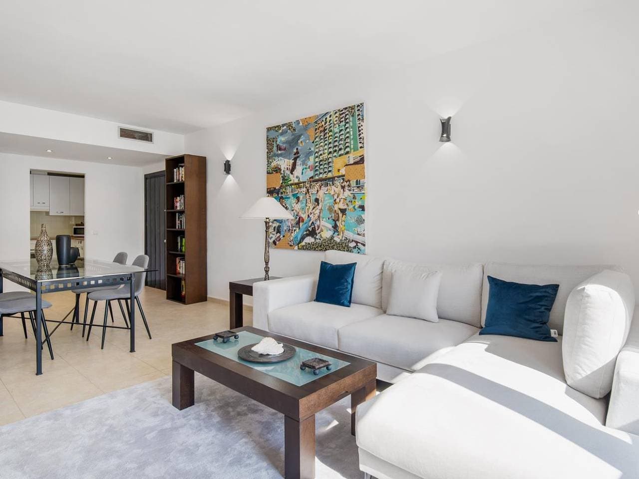 Foto 7 von 41: Ferienwohnung für 4 Personen mit Terrasse