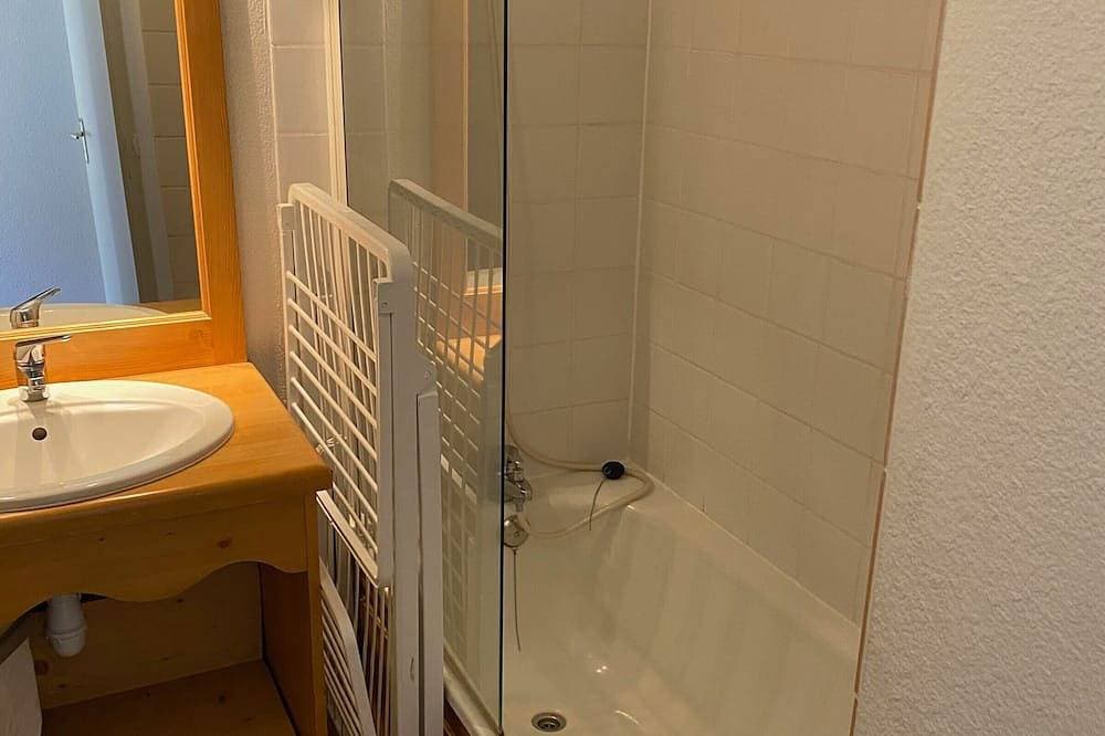 Foto 4 von 15: Zwei ruhige Zimmer mit Pool in Super-Besse