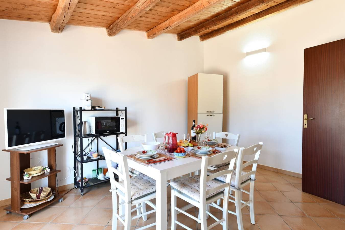 Foto 3 von 16: Ferienwohnung für 5 Personen mit Pool