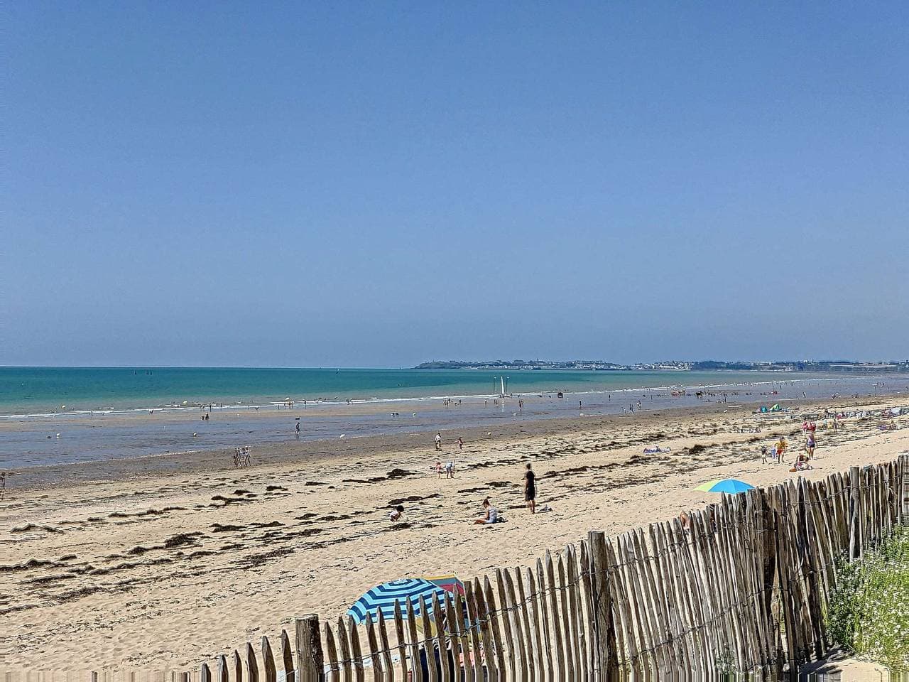 Foto 13 von 15: Studio à 100m Plage, Proche Commerces, Wifi Gratuit, Parking - Saint-Pair-sur-Mer