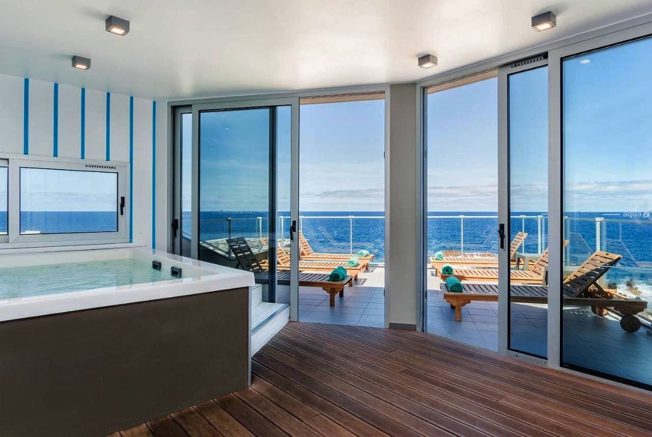 Foto 7 von 53: Hotel für 2 Personen mit Balkon