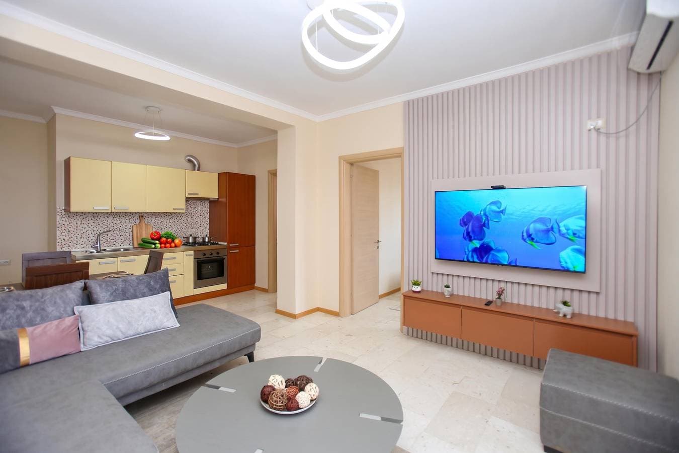 Foto 12 von 21: Vlora Sunset Apartment /w Balcony & Sea View