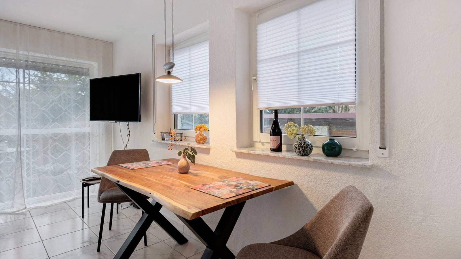 Foto 3 von 21: Ferienwohnung 'Heidegarten' mit Privatterrasse, Gemeinschaftsgarten und Wi-Fi