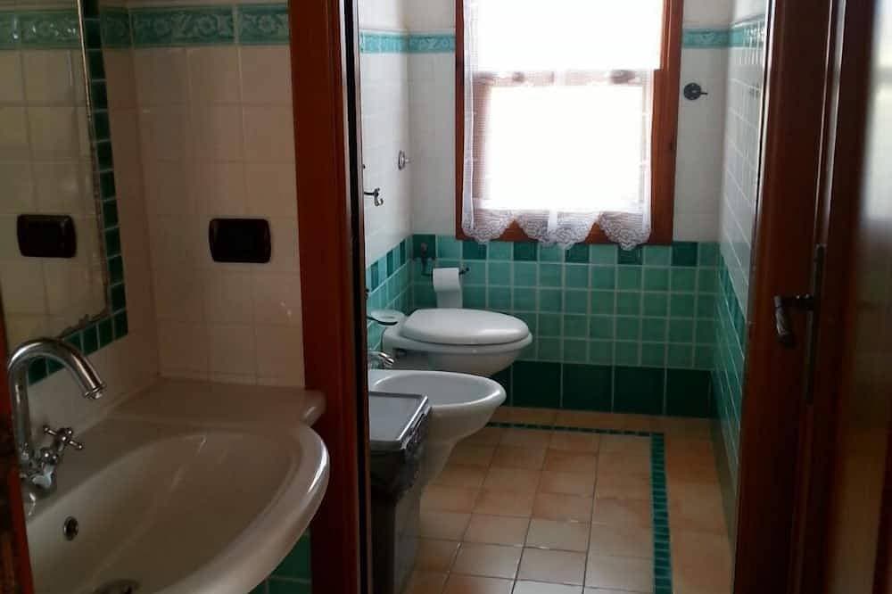 Foto 5 von 23: Panorama-Wohnung in der Villa; Arbus