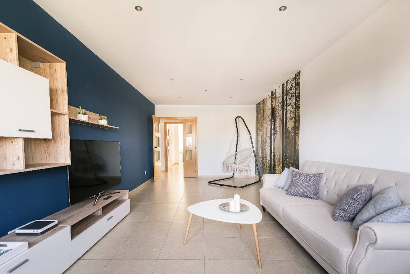 Foto 6 von 38: Click&Guest · Blue & White House