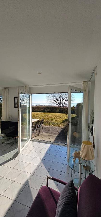 Foto 2 von 26: Apartment with Lake View