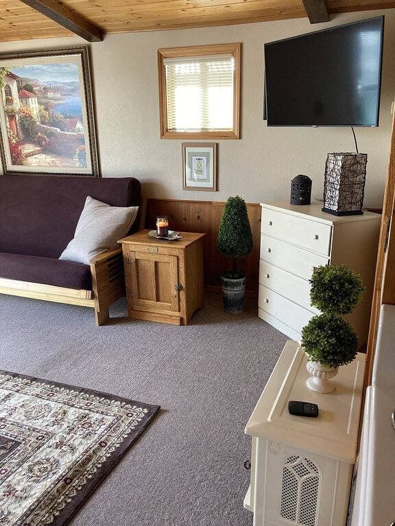 Foto 8 von 16: Cozy Float House in Bayview Idaho