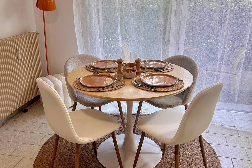 Foto 10 von 15: Charming studio apartment in Saint-Laurent-du-Var