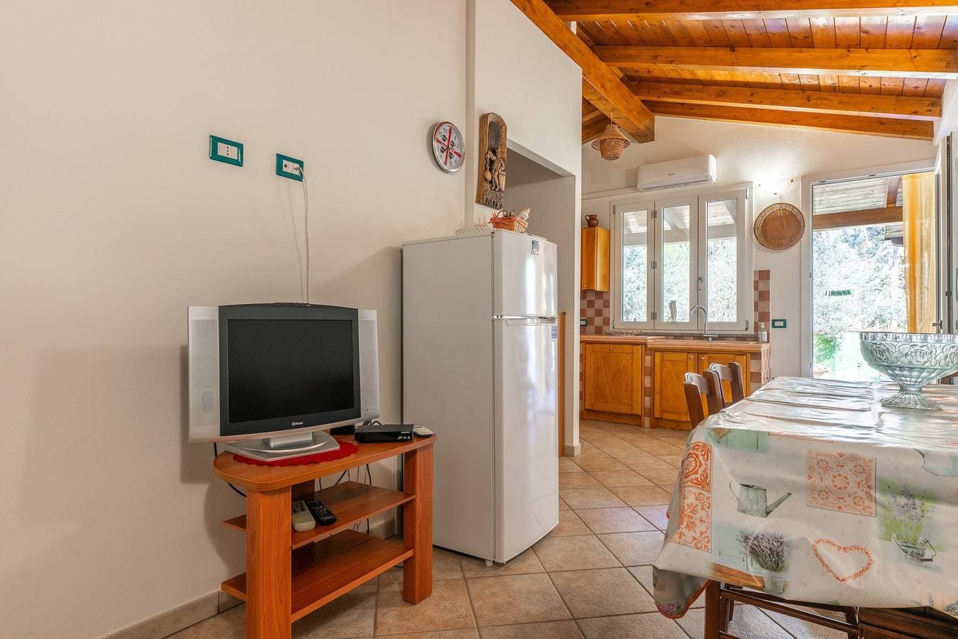Foto 6 von 24: Ferienhaus 'Villetta Ghisu' mit privater Terrasse, privatem Garten und Klimaanlage