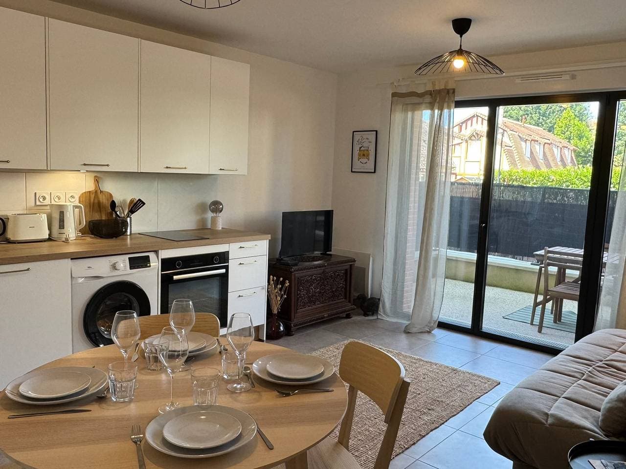 2-Zimmer-Wohnung in Houlgate, strandnah, mit Balkon und Parkplatz 1