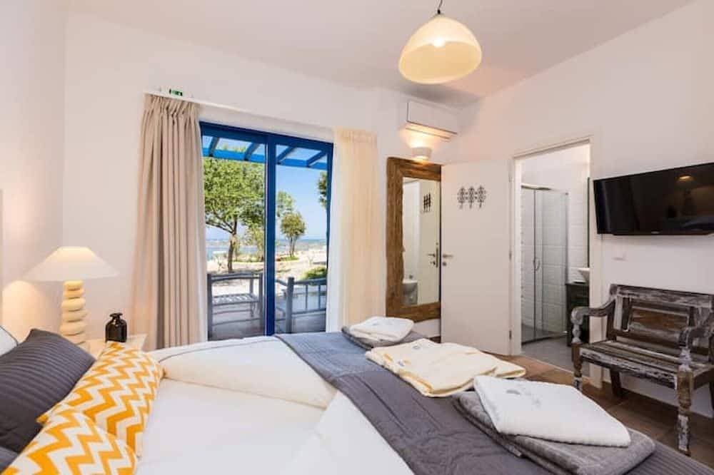 Villa Sky with 3 bedrooms & private pool 1