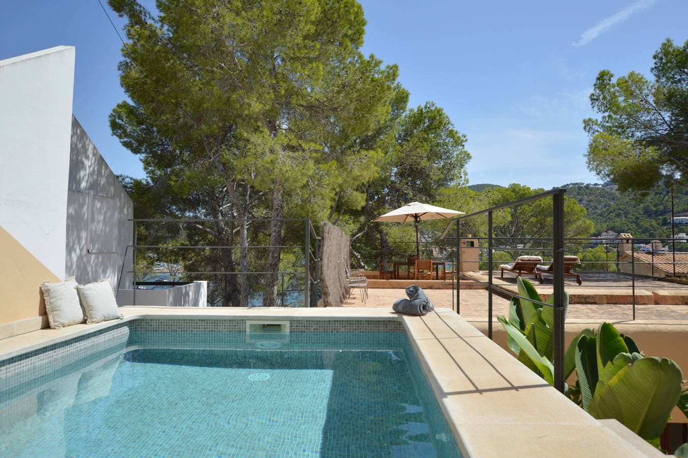 Foto 2 von 27: Pool with sea views - Port Andratx