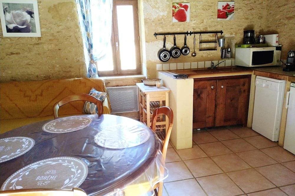Foto 9 von 14: Authentisches kleines Périgord-Haus mit Salzwasserpool an den Toren von Sarlat
