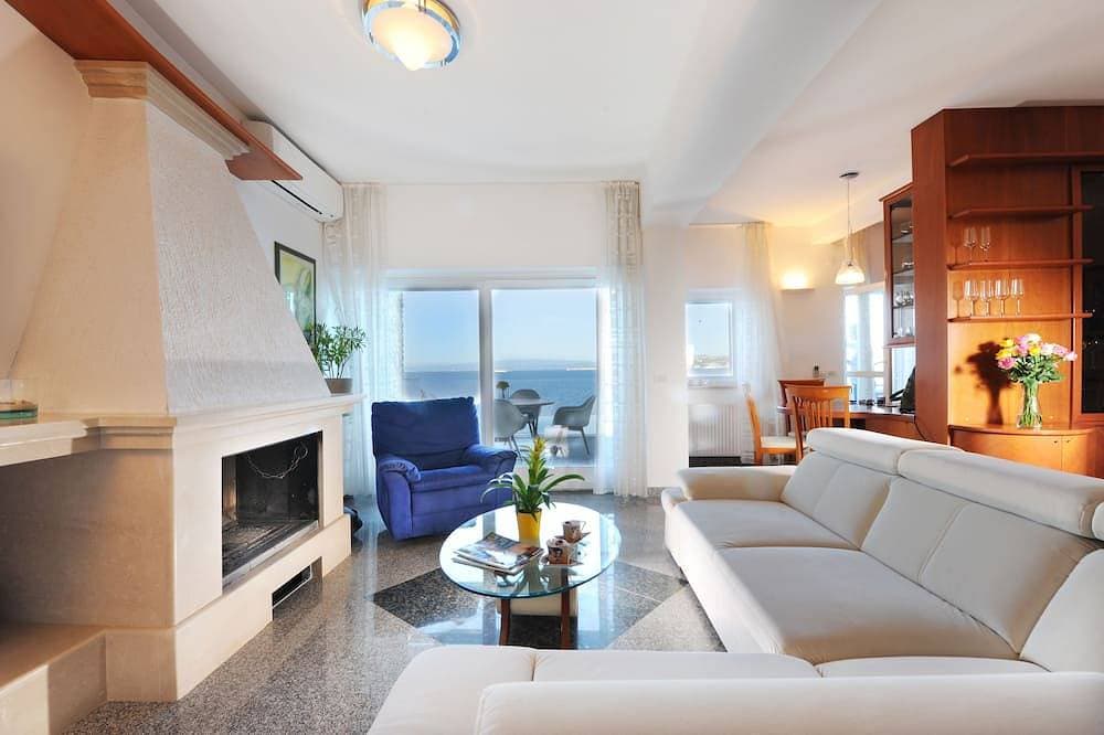 Foto 4 von 30: Villa Cablex III / Ruheoase mit beheitztem Pool Jacuzzi und Sauna