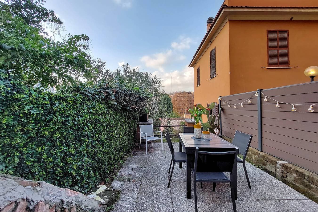Foto 2 von 47: 4Bnb - Cozy Vatican Loft with Terrace
