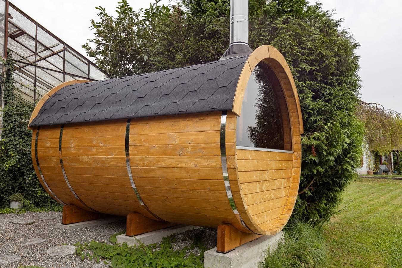 Foto 3 von 32: Premium Ferienwohnung 'Seeluft Direkt Am Wasser' mit Seeblick, privater Terrasse und WLAN