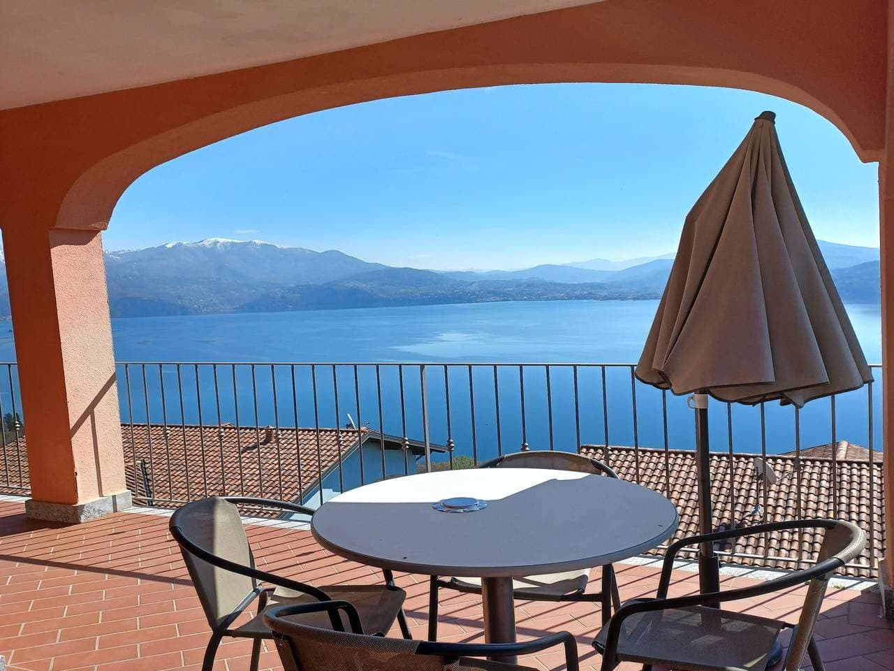 Foto 5 von 16: Wohnung in Oggebbio mit Blick auf den See