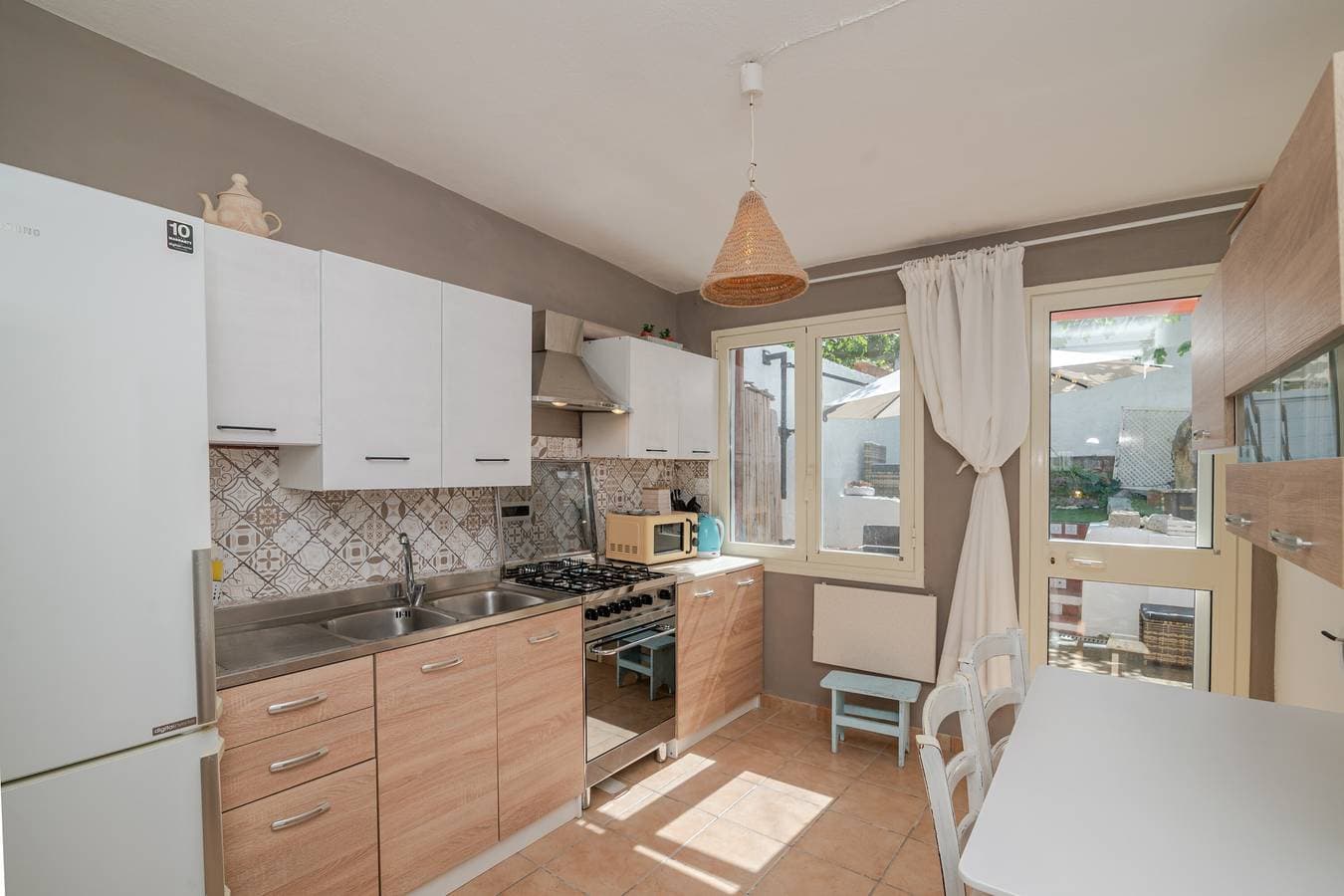 Foto 2 von 22: Appartamento Mia – 2 Schlafzimmer, Privater Innenhof, Strandnah