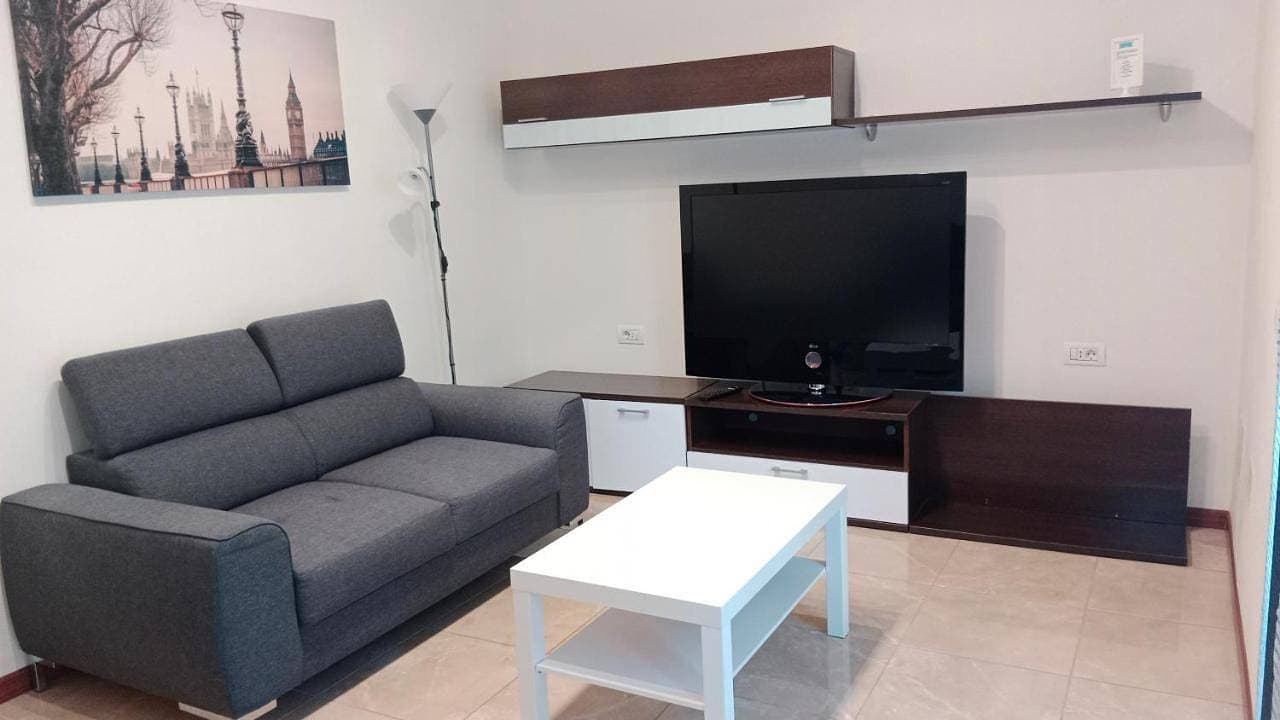 Foto 5 von 16: Two-Bedroom Apartment