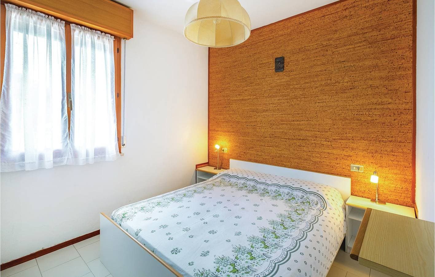 Foto 5 von 18: Ferienwohnung für 6 Personen mit Terrasse