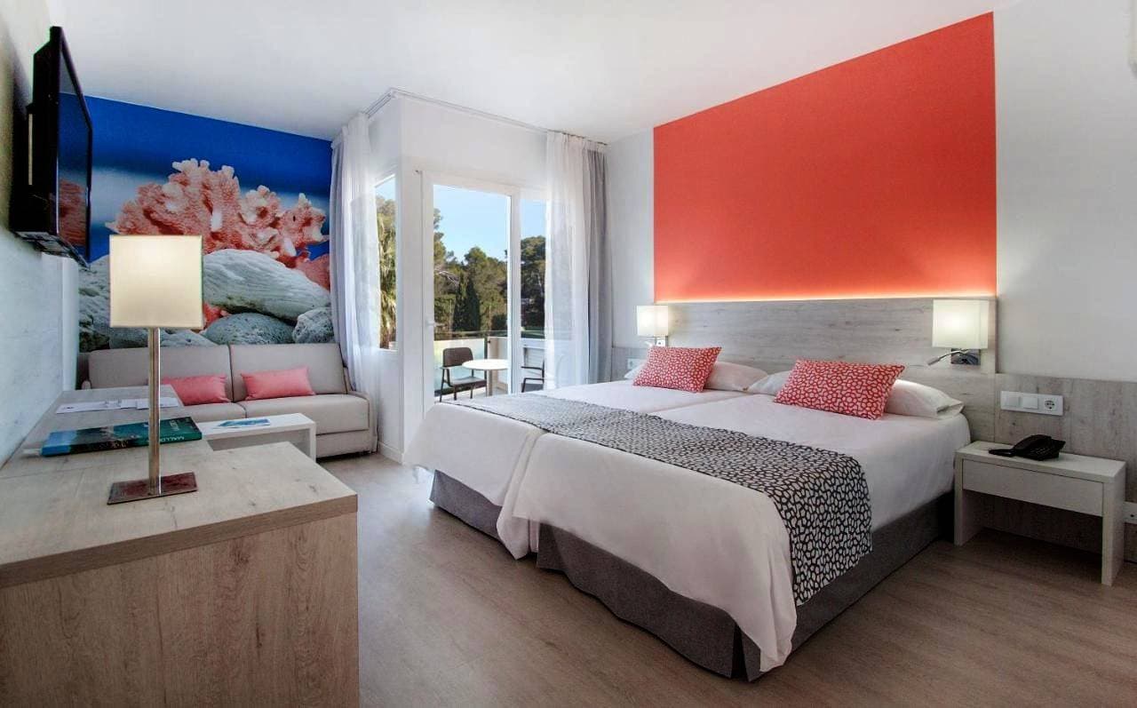 Foto 5 von 13: Double Room with Balcony (2 Adults)