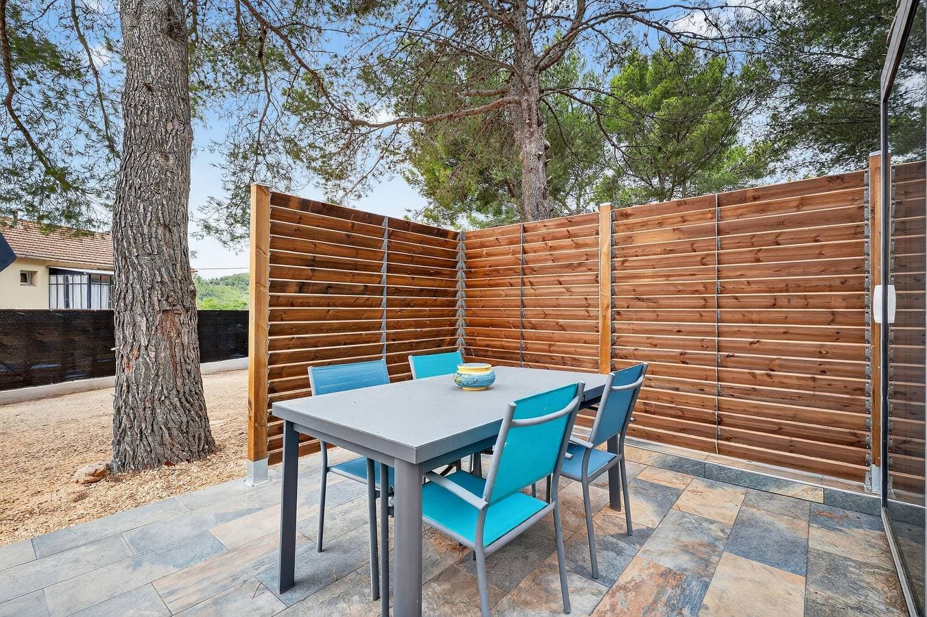 Foto 4 von 20: Studio „Cabanon Des Amandiers“ mit privater Terrasse, WLAN und Klimaanlage