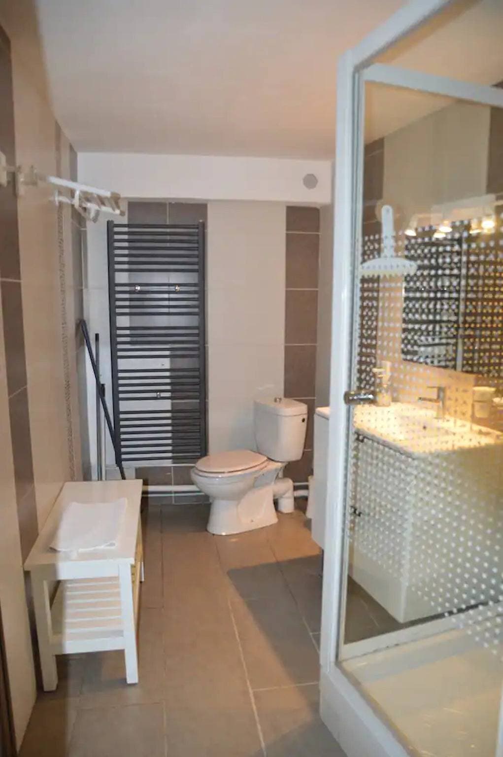 Foto 6 von 13: Ferienwohnung 'Le Jardin De Sasha' mit privater Terrasse, privatem Garten und WLAN