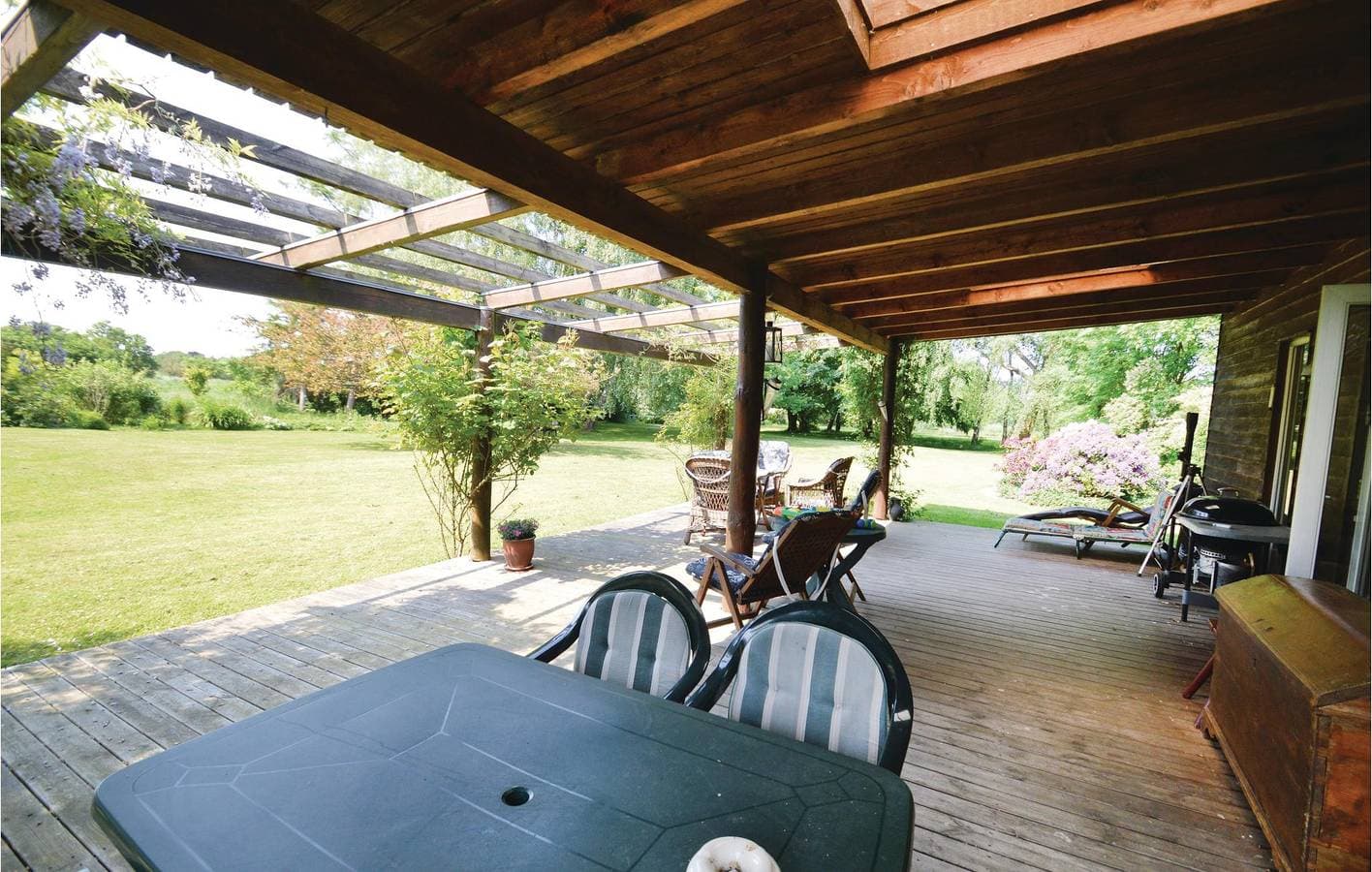 Foto 2 von 21: Ferienhaus für 8 Personen mit Garten